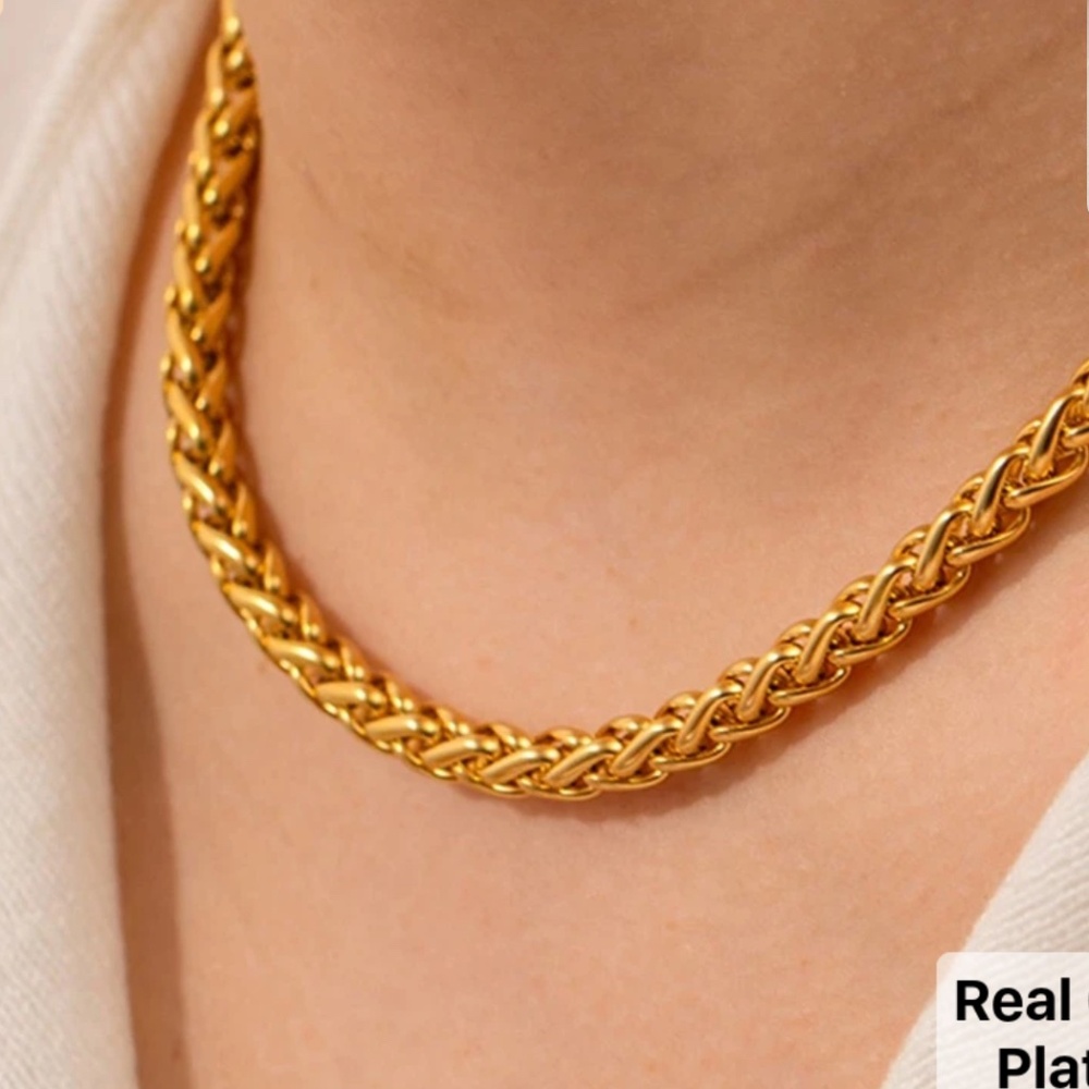 ✨ Uworld 1pc 18k Gold Plated Personality Fashion Stainless Steel Necklace🎁 - Picture 3 of 5